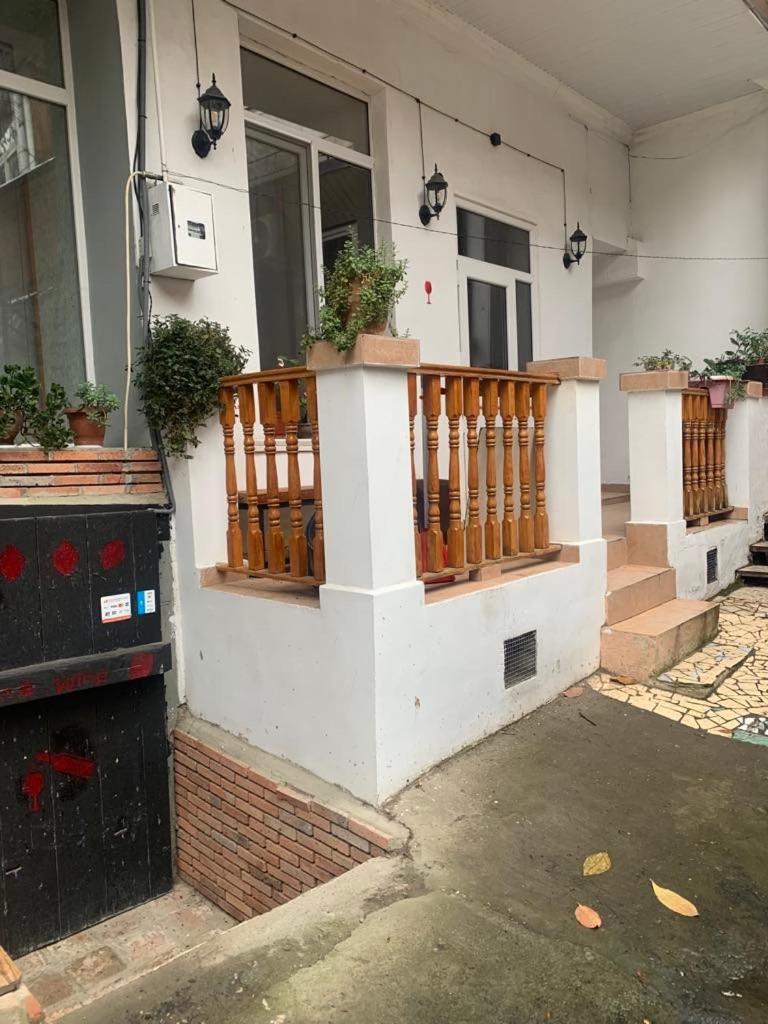 Leila Apartment تبليسي المظهر الخارجي الصورة